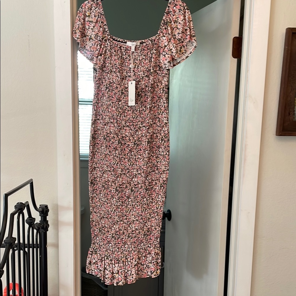 New Smocked Floral Print Women's Dress